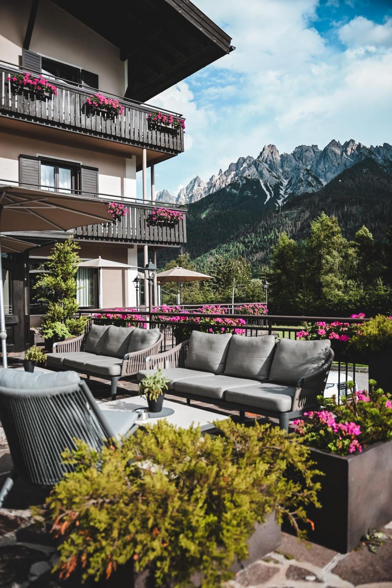 Hotel Toblacherhof Exterior photo